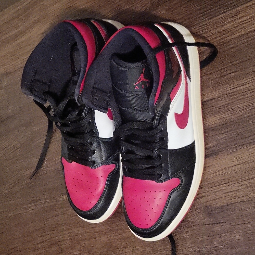 Men's jorda, in great condition, size men 11.